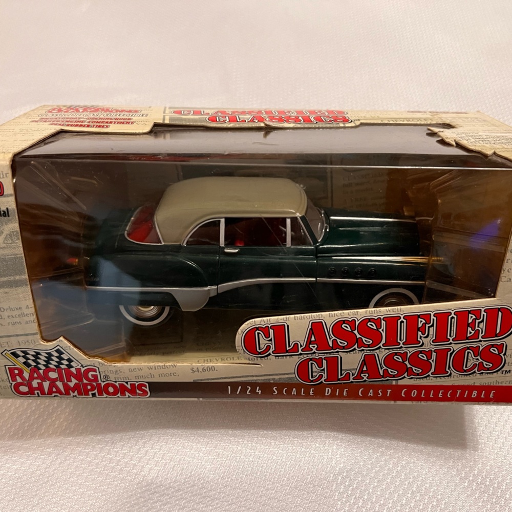 Classic Collectible Die cast 1949 Buick Riviera